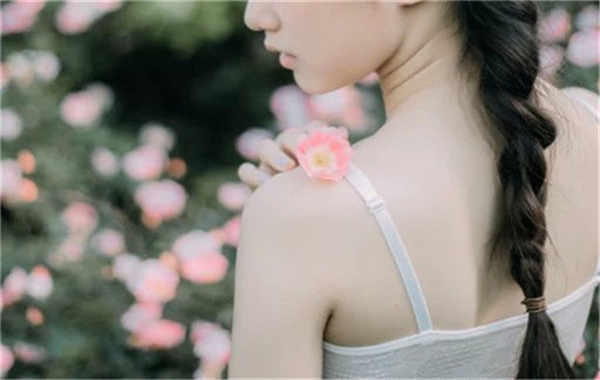 南县香港胎儿多大能鉴定性别(香港抽血验男女预约)
